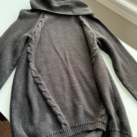 Grey oversized turtle neck - Picture 2 of 4